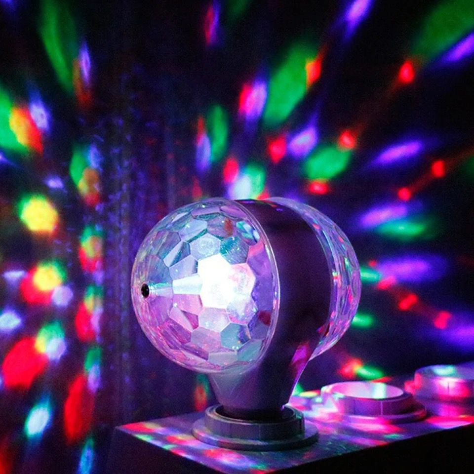 Lampe Disco Led Double Face Rotative 360 degré Colorée RGB - 6W