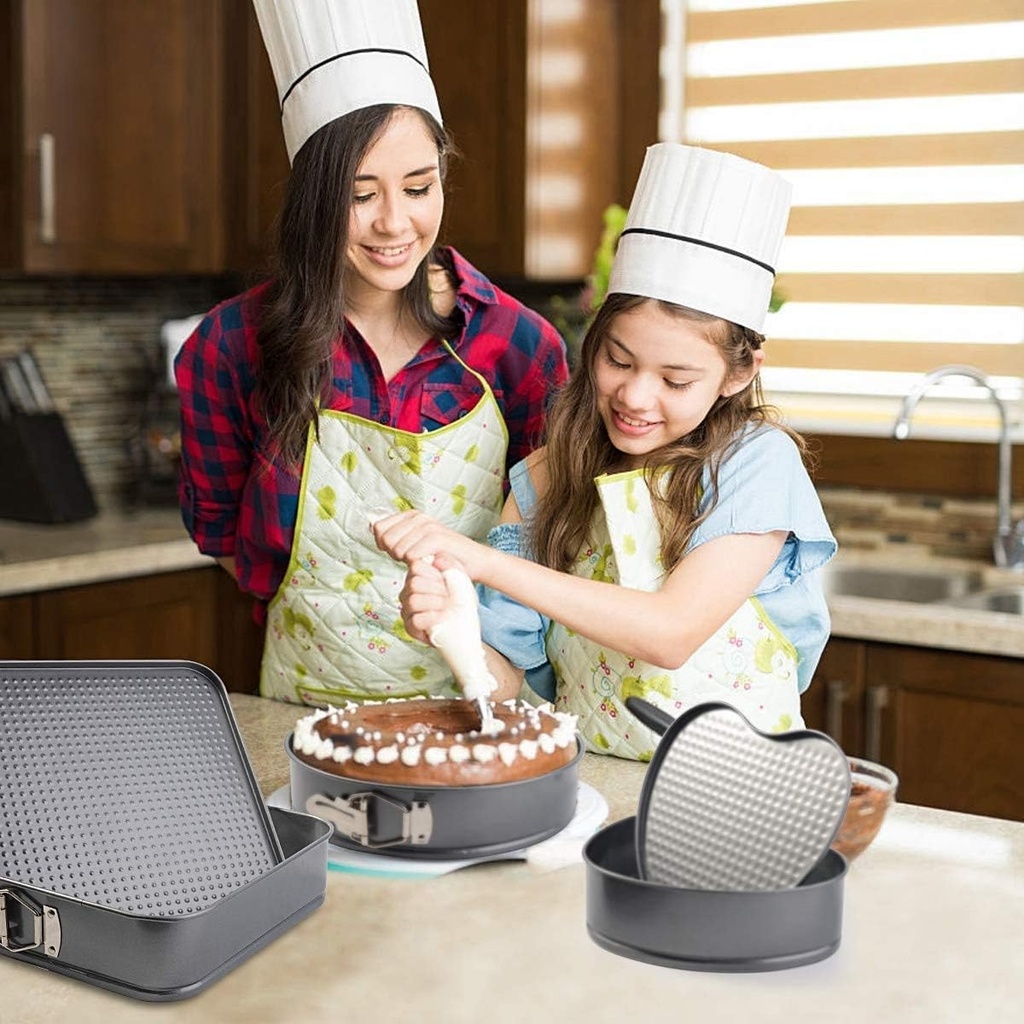 Pack de 3 Moules À Gâteaux et 6 tamis à farine En Acier Inoxydable