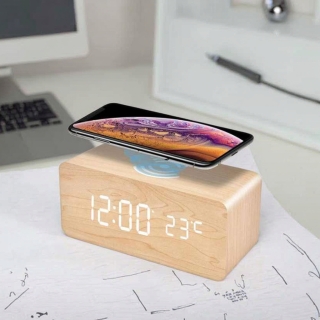 Réveil Numérique LED Beige Sans Fil avec Chargeur, Affichage Température & Humidité, 3 Alarmes et Contrôle Vocal