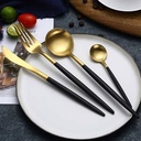 Set de couverts pour une personne-0