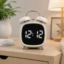Horloge Réveil LED Numérique avec Température et Date – USB/Type-C ou Piles – Blanc